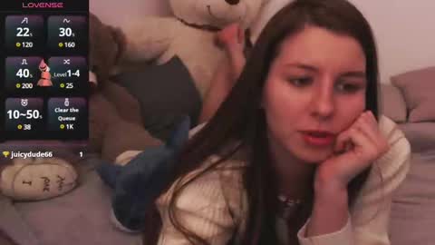 laura online show from 01-26-25, 05:34