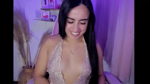 Snapshot of juicy_peach_ass chatting on 11-03-25, 12:13 valeska online show from 11-03-25, 12:13