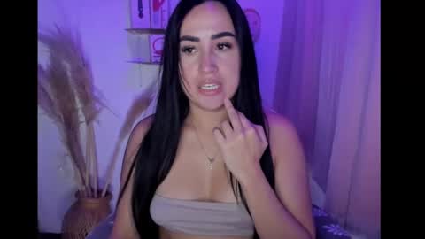 Snapshot of juicy_peach_ass chatting on 11-03-25, 10:21 valeska online show from 11-03-25, 10:21