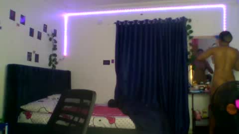 Emily online show from 01-14-26, 06:41