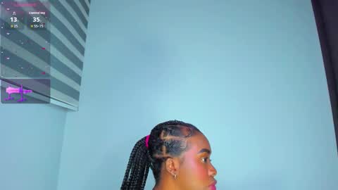 Snapshot of juicy_sky chatting on 02-19-26, 04:52 Your Paradise online show from 02-19-26, 04:52