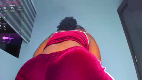 Snapshot of juicy_sky chatting on 03-27-26, 04:40 Your Paradise online show from 03-27-26, 04:40