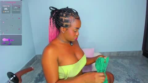 Snapshot of juicy_sky chatting on 04-01-26, 01:06 Your Paradise online show from 04-01-26, 01:06