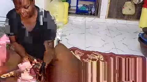 Snapshot of juicybooty_001 chatting on 01-16-26, 06:56 Sweetass online show from 01-16-26, 06:56