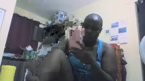 Snapshot of juicybooty_001 chatting on 04-01-26, 07:11 Sweetass online show from 04-01-26, 07:11