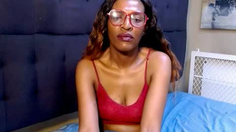 Miss Kay online show from 12-16-25, 03:44