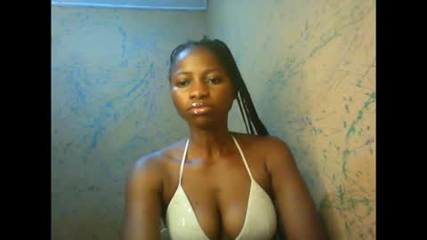 juicypiexx online show from 09-30-25, 12:26