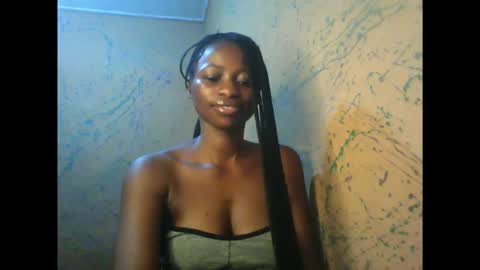 juicypiexx online show from 10-05-25, 01:26