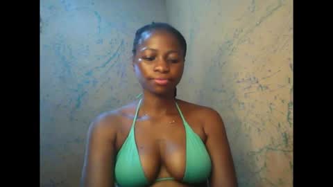 juicypiexx online show from 12-04-25, 03:43
