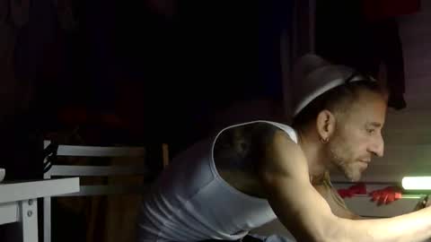 Snapshot of juicystraw chatting on 10-11-25, 07:40 juicystraw online show from 10-11-25, 07:40