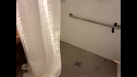 Snapshot of juicystraw chatting on 10-19-25, 11:55 juicystraw online show from 10-19-25, 11:55