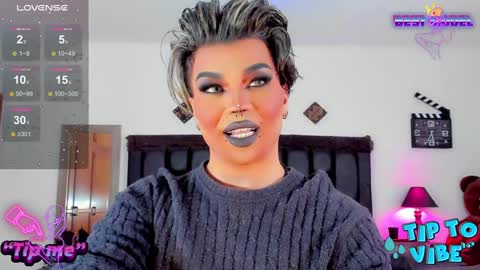 Snapshot of jujubee_lander chatting on 01-21-25, 03:43 Jujubee online show from 01-21-25, 03:43