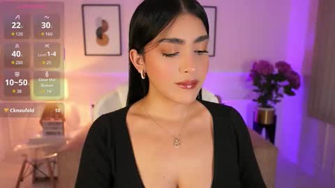 Snapshot of julesbennet chatting on 10-17-25, 11:57 Jules Bennett online show from 10-17-25, 11:57