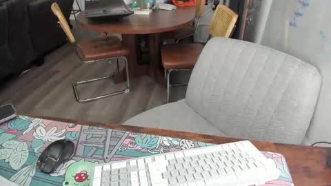 Snapshot of julesmedstudent chatting on 02-26-26, 09:58 Jules online show from 02-26-26, 09:58