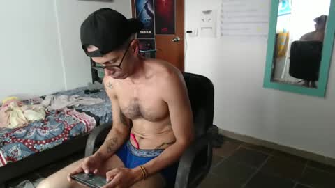 Julfigo online show from 01-20-25, 05:06