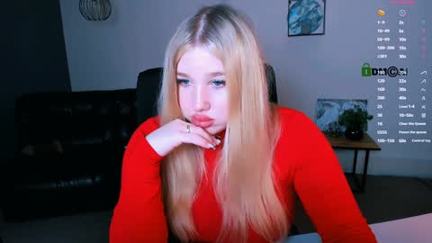Snapshot of juli_kisss chatting on 01-03-25, 04:44 juli kisss online show from 01-03-25, 04:44