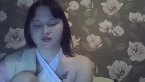 julia1605 online show from 02-22-26, 07:01