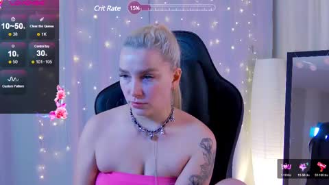 julia__bunny online show from 12-18-24, 10:46