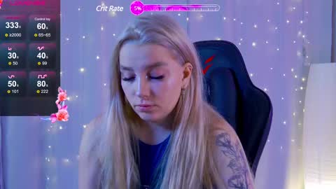 julia__bunny online show from 12-21-24, 06:34