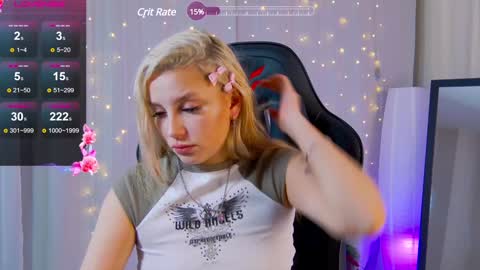 julia__bunny online show from 01-15-25, 10:13