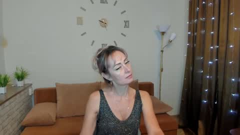 julia__cherry_ online show from 12-24-24, 12:33