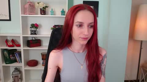 JuliaJae online show from 09-22-25, 06:04