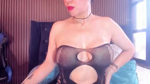 Julia online show from 10-09-25, 08:29