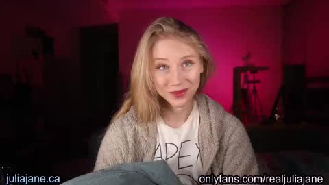 Julia Jane online show from 01-17-26, 03:22