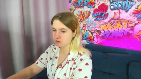 Snapshot of julia_jips chatting on 09-13-25, 12:10 Julia Jips online show from 09-13-25, 12:10