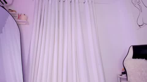 Julia online show from 01-05-25, 12:31