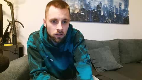 julia_official online show from 02-23-25, 07:49