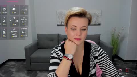 Snapshot of julia_wilsons chatting on 12-02-24, 10:39 Julia online show from 12-02-24, 10:39