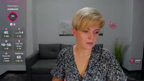 Snapshot of julia_wilsons chatting on 12-07-24, 06:32 Julia online show from 12-07-24, 06:32
