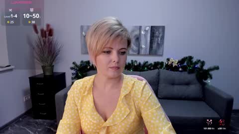 Snapshot of julia_wilsons chatting on 01-02-25, 03:51 Julia online show from 01-02-25, 03:51