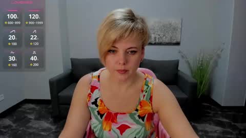 Snapshot of julia_wilsons chatting on 01-07-25, 06:38 Julia online show from 01-07-25, 06:38