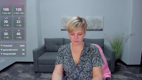 Snapshot of julia_wilsons chatting on 01-14-25, 05:23 Julia online show from 01-14-25, 05:23