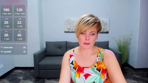 Snapshot of julia_wilsons chatting on 02-08-25, 09:46 Julia online show from 02-08-25, 09:46