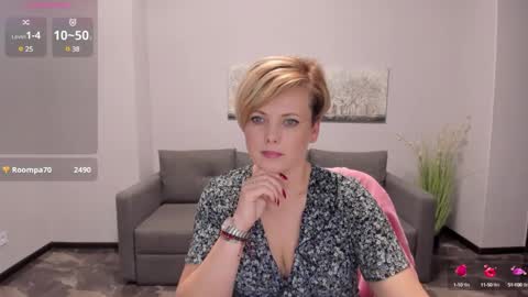 Snapshot of julia_wilsons chatting on 02-11-25, 03:18 Julia online show from 02-11-25, 03:18