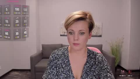 Snapshot of julia_wilsons chatting on 02-11-25, 06:22 Julia online show from 02-11-25, 06:22