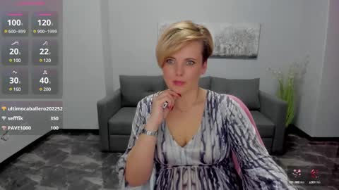 Snapshot of julia_wilsons chatting on 02-23-25, 11:33 Julia online show from 02-23-25, 11:33