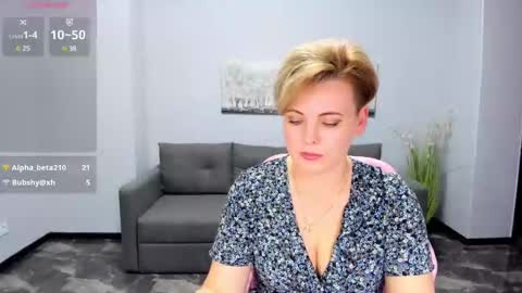 Snapshot of julia_wilsons chatting on 03-09-25, 01:26 Julia online show from 03-09-25, 01:26