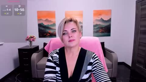 Snapshot of julia_wilsons chatting on 11-04-25, 03:22 Julia online show from 11-04-25, 03:22