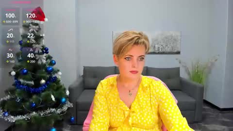 Snapshot of julia_wilsons chatting on 12-14-25, 02:44 Julia online show from 12-14-25, 02:44