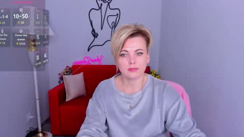 Julia online show from 02-25-26, 07:07