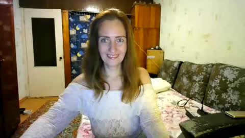Snapshot of juliaa_foxi chatting on 11-02-25, 06:21 juliaa_foxi online show from 11-02-25, 06:21