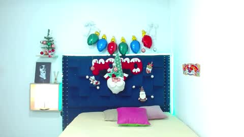Julia online show from 12-12-24, 06:42