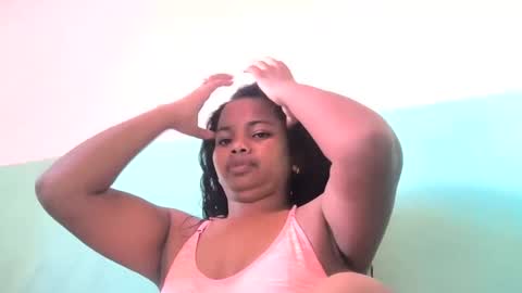 juliah02 online show from 01-31-25, 05:40