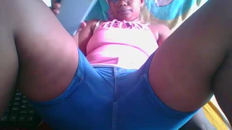 juliah02 online show from 02-13-25, 12:00