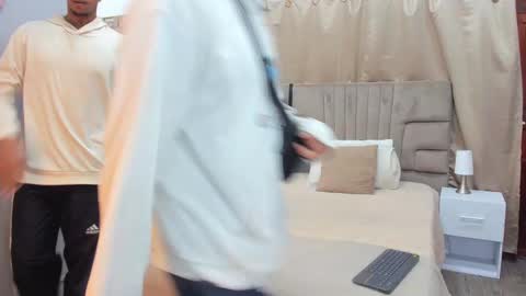 Snapshot of julian_billy chatting on 12-27-24, 11:28 julian billy online show from 12-27-24, 11:28