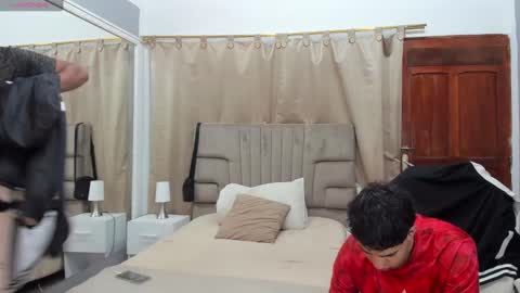 Snapshot of julian_billy chatting on 12-30-24, 11:48 julian billy online show from 12-30-24, 11:48